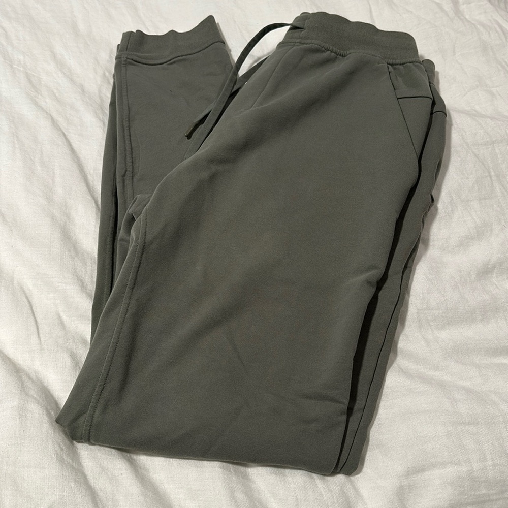 Lululemon CITY SWEAT JOGGER M TALL - Grey Sage ✨